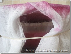straining grapes 2