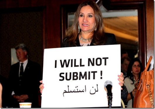 Nonie Darwish - I will not submit Nonie Darwish - I will not submit