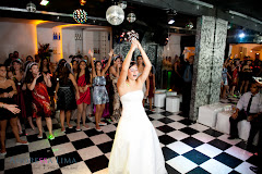 Fotos do evento Casamento Carolina e Maurício. Foto numero 114 do estudio L&D Producoes, do Rio de Janeiro, RJ. Andressa Lima e equipe fazem fotos de casamento (fotografias de casamentos), fotos de making-of (making of de noiva), fotos de eventos sociais, fotos de casal (ensaios fotograficos de e-session), videos de casamento (filmagem de casamentos), videos de making-of e videos de eventos sociais. Fotojornalismo e videojornalismo no Rio de Janeiro, RJ. fotos casamento rio de janeiro fotografias casal rj foto eventos noiva ensaio fotografico galeria noivas fotografo evento casar retrato fotografía modelos casamentos fotografos decoraçao books fotógrafo decoração noivinhos