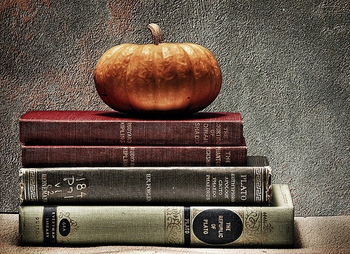[pumpkin%2520and%2520books%255B1%255D.jpg]
