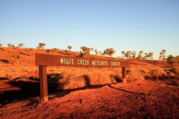 Wolfe Creek Meteor Crater sign.png Wolfe Creek Meteor Crater sign.png