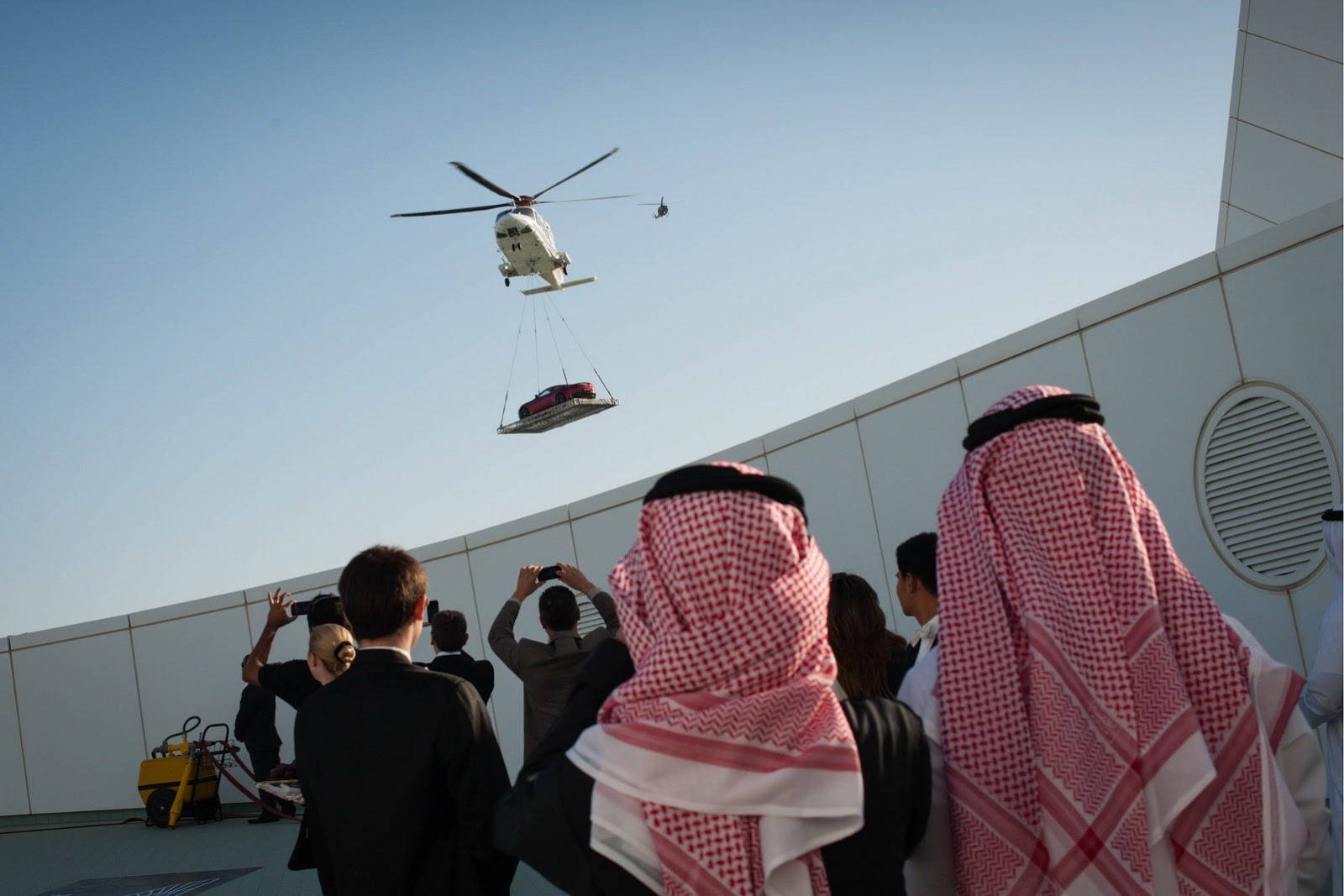 [70303ast%2520-Vanquish_Dubai_03%2520%25288%2529%2520%25282%2529%255B3%255D.jpg]