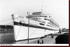 300px-Bundesarchiv_Bild_183-H27992,_Lazarettschiff_'Wilhelm_Gustloff'_in_Danzig 300px-Bundesarchiv_Bild_183-H27992,_Lazarettschiff_'Wilhelm_Gustloff'_in_Danzig