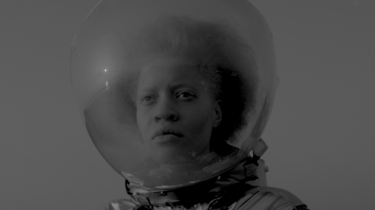 [Diandra-in-spacesuit-e1365894355260%255B8%255D.png]