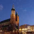 cracow-saint-marys-church-night-view.jpg