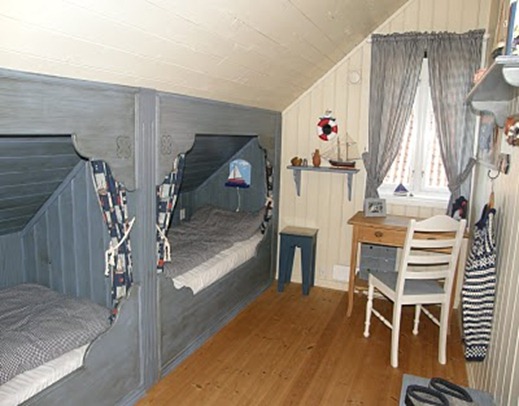 Hidle, sengene, låvedør 020 Hidle, sengene, låvedør 020