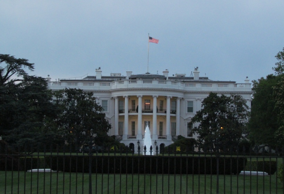 [dc_nt_white_house3.jpg]