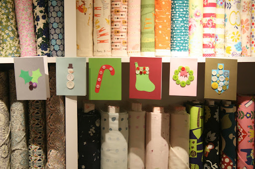 Some of the sample button cards we made at the event. You can get the instructions for the cards here: http://www.marthastewart.com/270973/button-cards