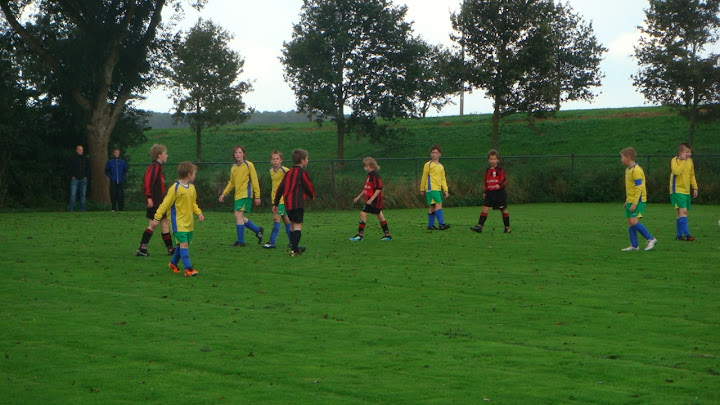 2011 - SC SCHEEMDA E4 - WVV E5 - 08 oktober 021.jpg