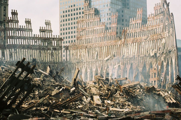 [WTC-Wreckage-exterior_shell_of_south_tower%2520-%2520Public%2520Domain%255B2%255D.jpg]