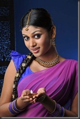 oviya new pic_in_saree