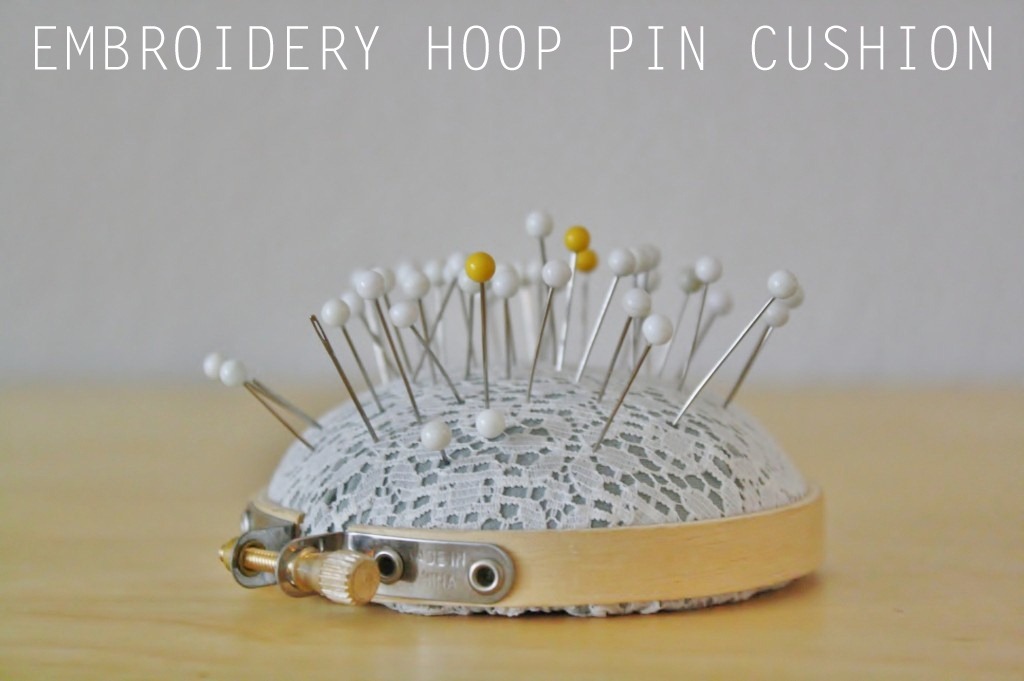 [pincushion%2520made%2520with%2520embroidery%2520hoop%255B4%255D.jpg]