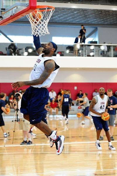 LeBron Unveils Both Lunar Hyperdunk and Soldier 6 During USAB Team Practice