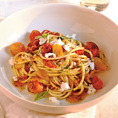 Quick-Roasted Cherry Tomato Sauce with Spaghetti