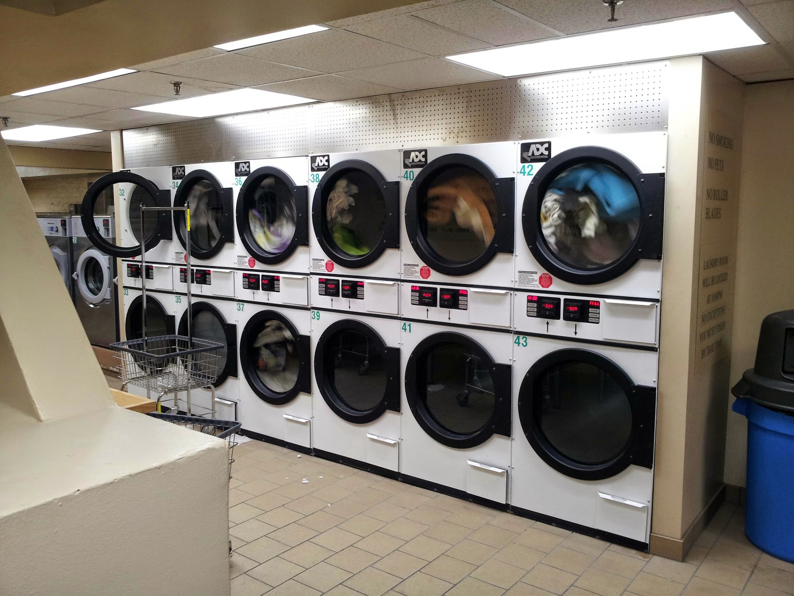 Laundry time – EDUARDOBORN.COM
