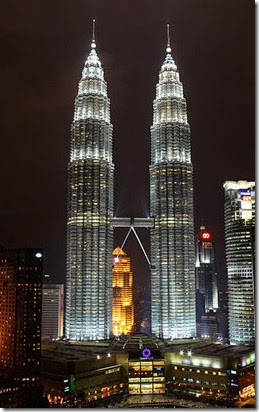374px-Petronas_Towers,_Kuala_Lumpur_(3323152170) 374px-Petronas_Towers,_Kuala_Lumpur_(3323152170)