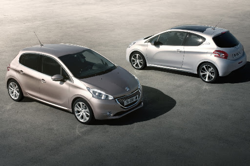 Peugeot-208-06.jpg