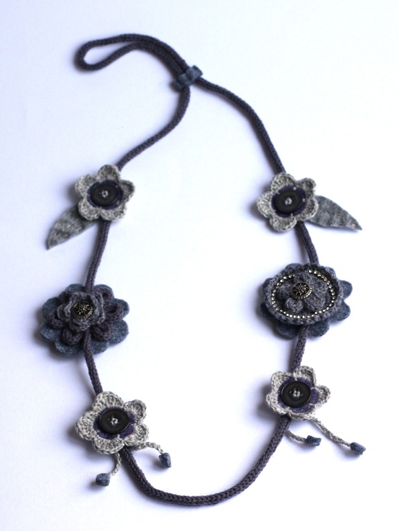 [collana%2520lana%25202-1%255B4%255D.jpg]