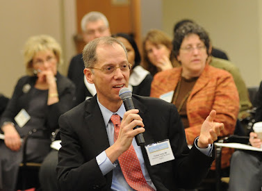 Thomas Farley, Commissioner of the New York City Department of Health and Mental Hygiene, speaks at an executive briefing on health care hosted by RCLA and Accenture. Photo: Elena Olivo