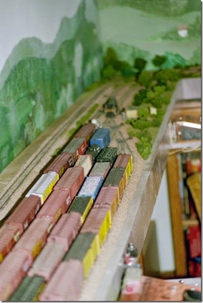 303359011 Dad's Layout in Early 2004 303359011 Dad's Layout in Early 2004
