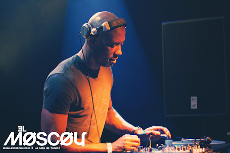 2011-11-04-moscou-dj-murphy-40.jpg