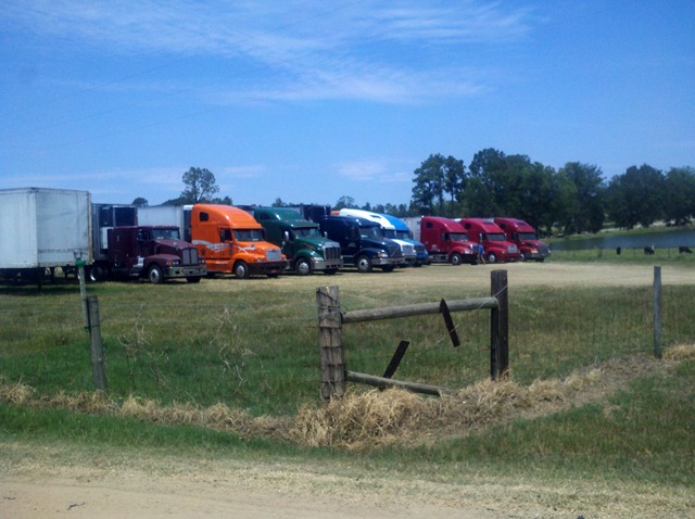 [trucks%255B5%255D.jpg]
