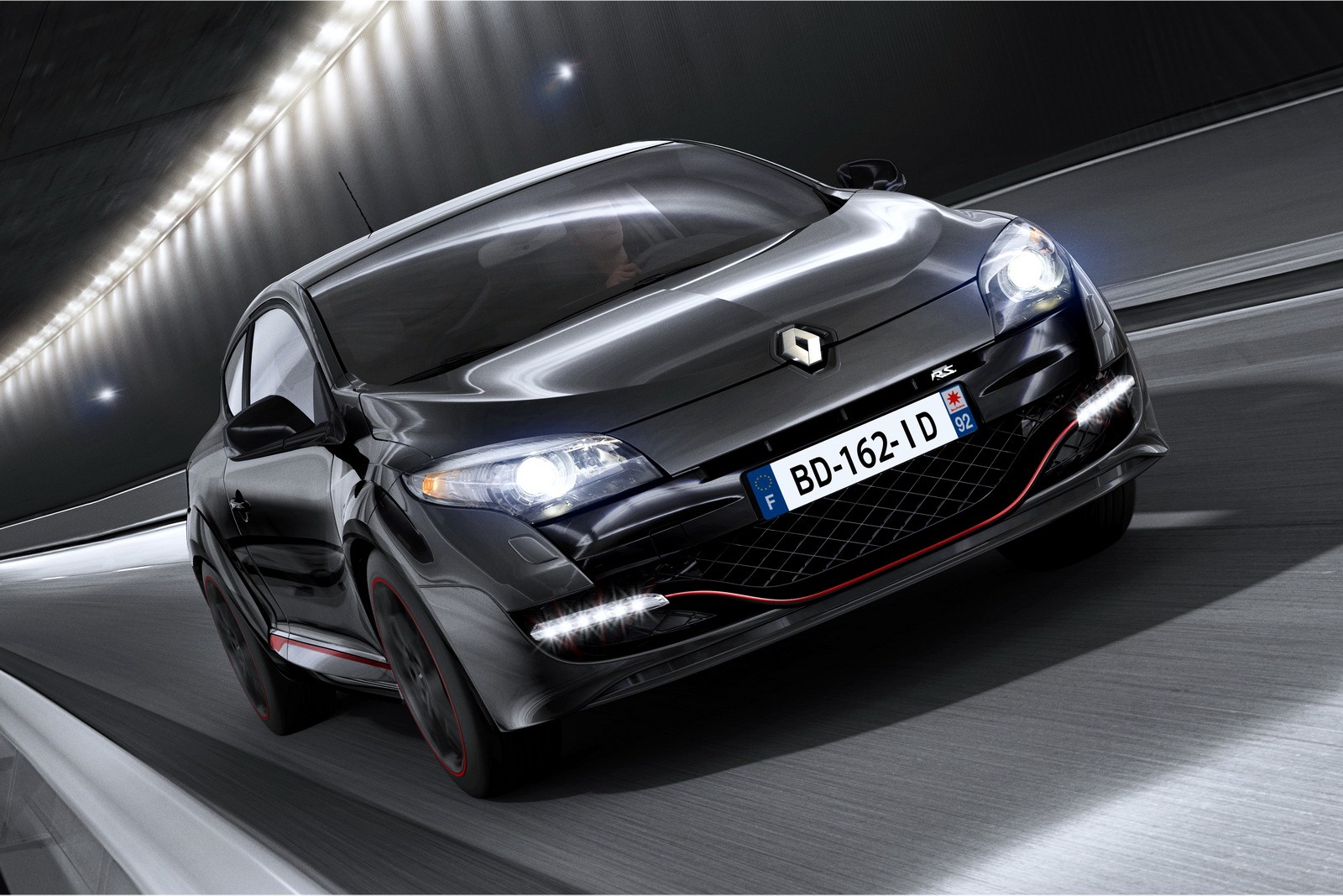 Renault-Megane-9[3].jpg