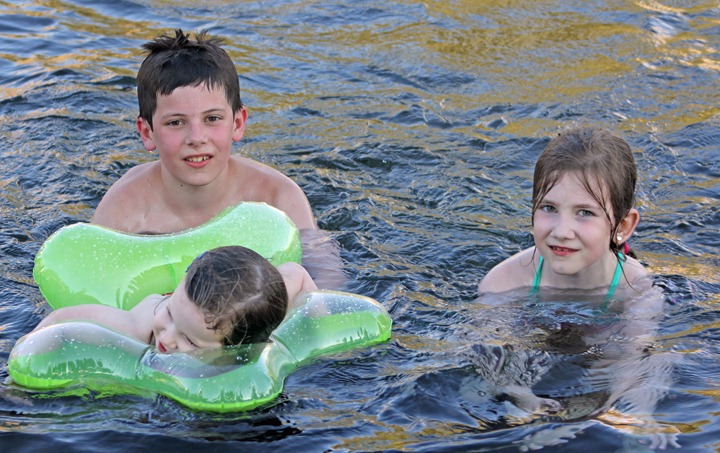 [00swim%255B11%255D.jpg]