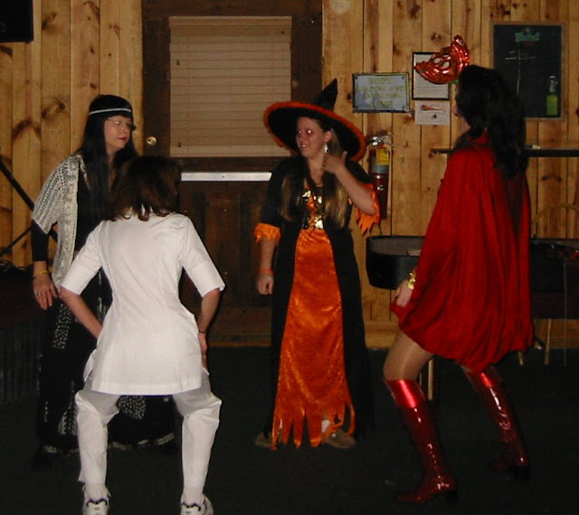 05hallow19.JPG
