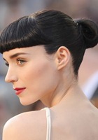 rooney-mara-2012-oscars-red-carpet-04