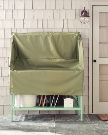 For rogue showers in the summer this cover will keep everything protected. For rogue showers in the summer this cover will keep everything protected.