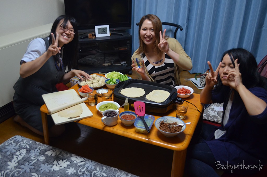 [2013-09-06-Dinner-with-Friends-0013.jpg]
