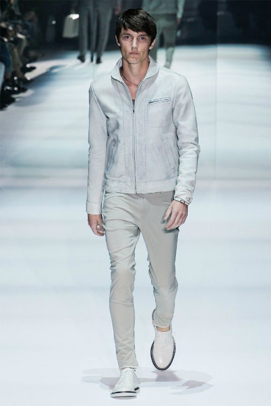 Milan Fashion Week Primavera 2012 - Gucci (28)