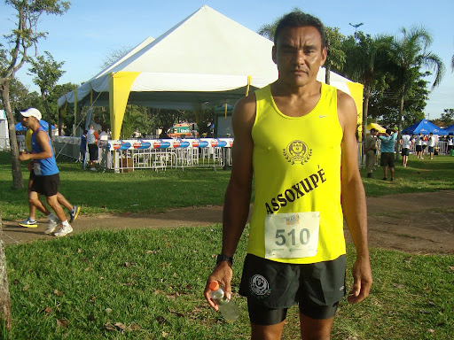 José Aureliano representa bem Guaxupé na corrida de rua em Franca