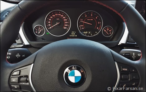 BMW-320d-Instrumentering-Sport-Line