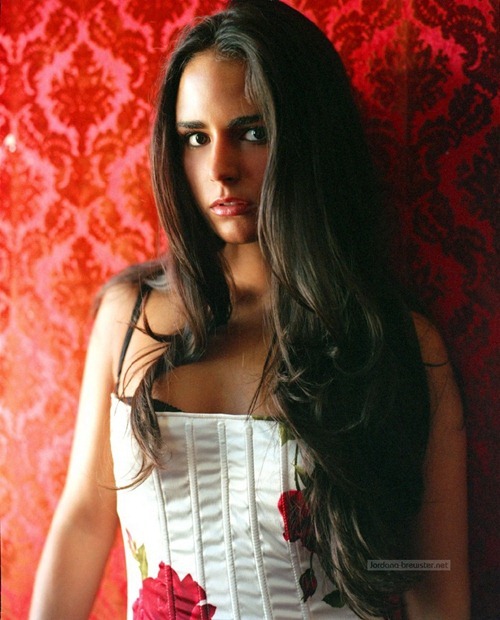 jordana brewster linda sensual photoshoot desbaratinando  (32)