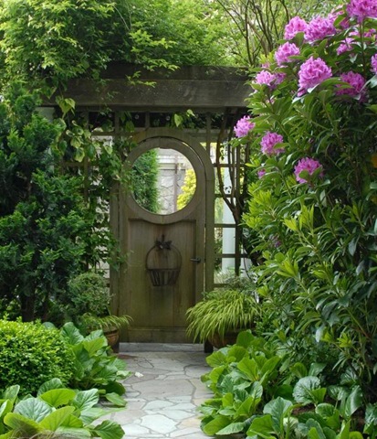 [secretgarden34.jpg]