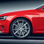 Farbe: Misanorot 2012 Audi RS 4 Avant 014.jpg