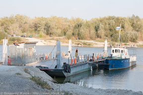 Паром в Трёхостровской