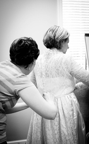 [Wedding%2520Pics-April%25202012%2520039%255B3%255D.jpg]