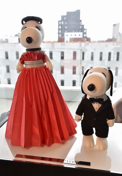 [Peanuts%2520X%2520Metlife%2520-%2520Snoopy%2520and%2520Belle%2520in%2520Fashion%2520Exhibition%2520Presentation%2520%2528Source%2520-%2520Slaven%2520Vlasic%2520-%2520Getty%2520Images%2520North%2520America%2529%252005%255B6%255D.jpg]