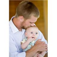 [dad-kiss-baby1.png]