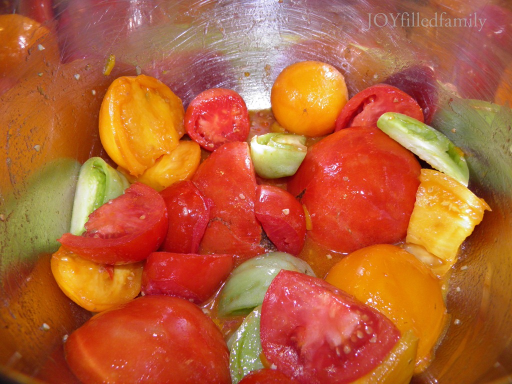[tomatoes%2520in%2520the%2520pot%2520for%2520sauce%255B4%255D.jpg]