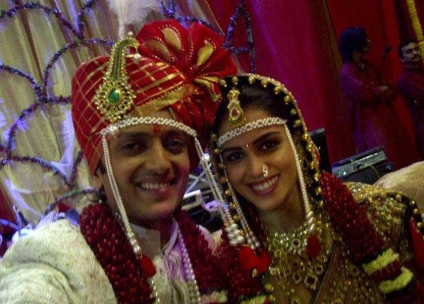 [Riteish-and-Genelia-wedding-pic%255B6%255D.jpg]