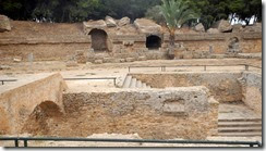 Im Amphitheater von Carthago