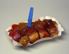 640px-Currywurst-1