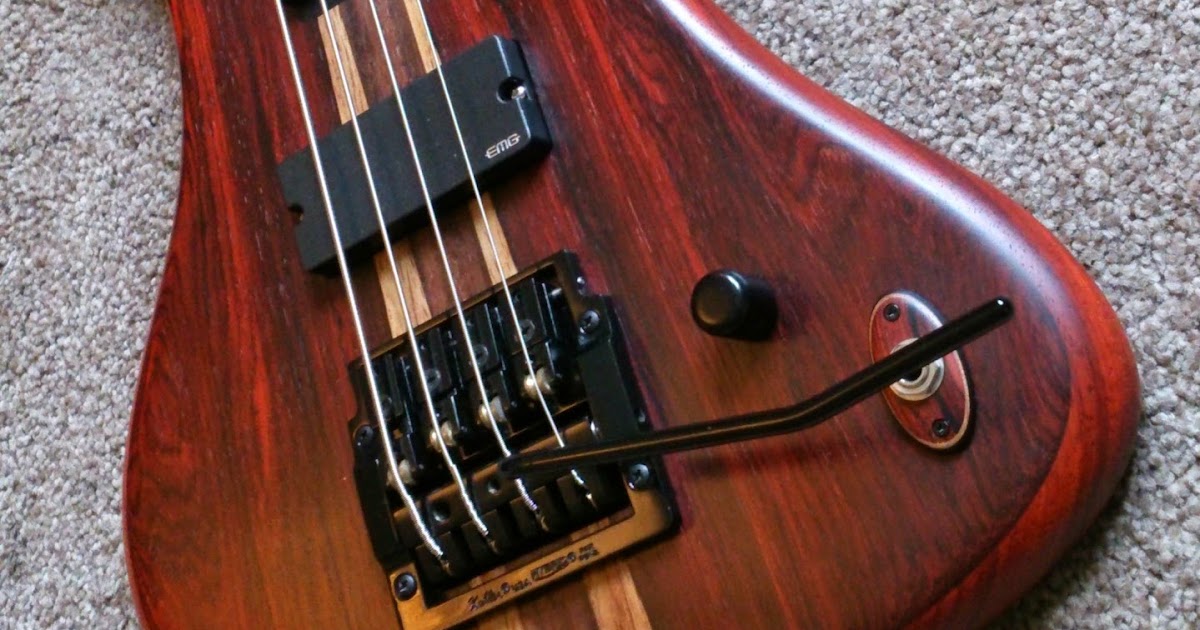 Everson Guitars Short scale tremolo bass