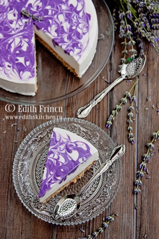 [prajitura%2520cu%2520levantica%25201%255B5%255D.jpg]