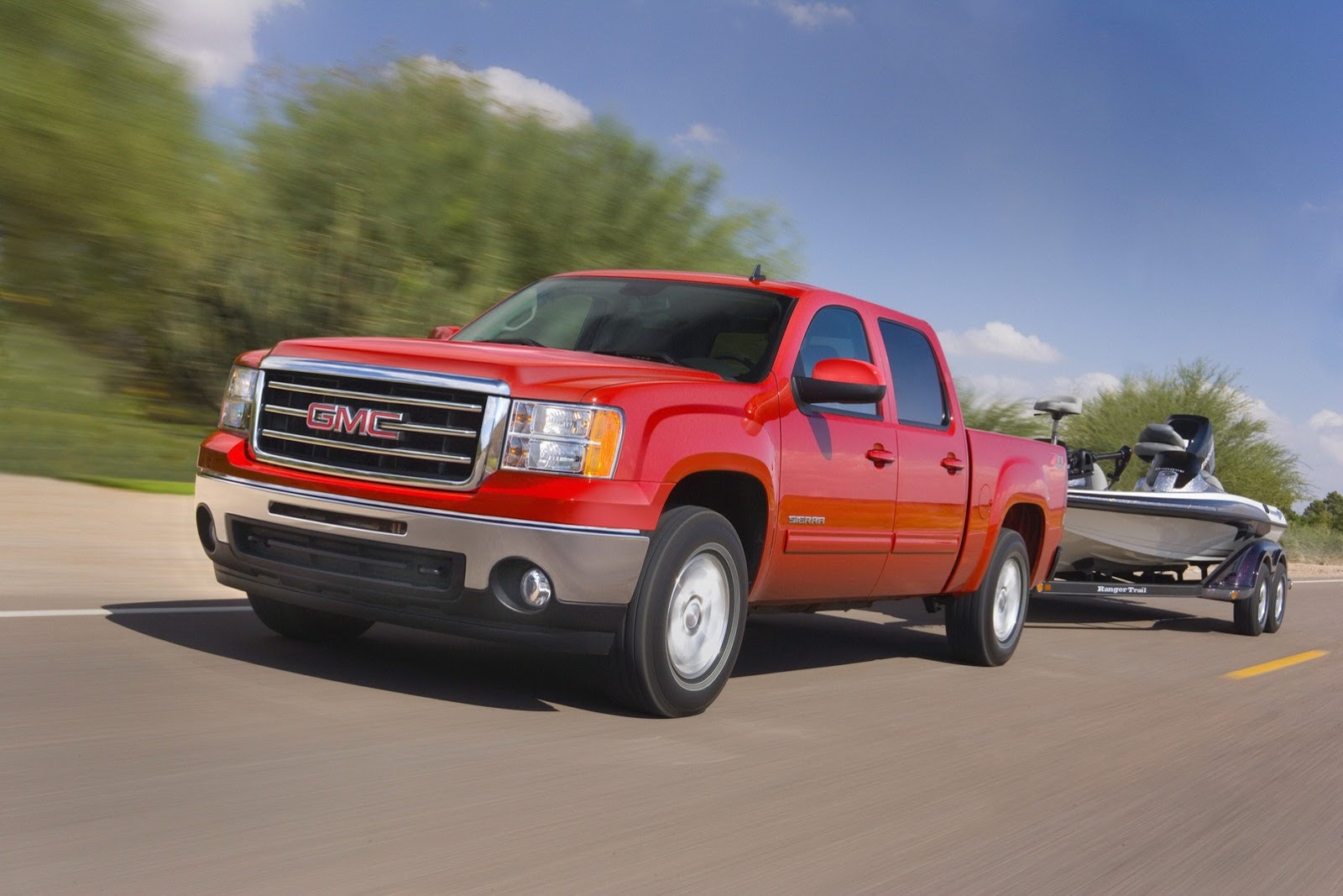 [2013-GMC-Sierra-SLT-008%255B2%255D.jpg]