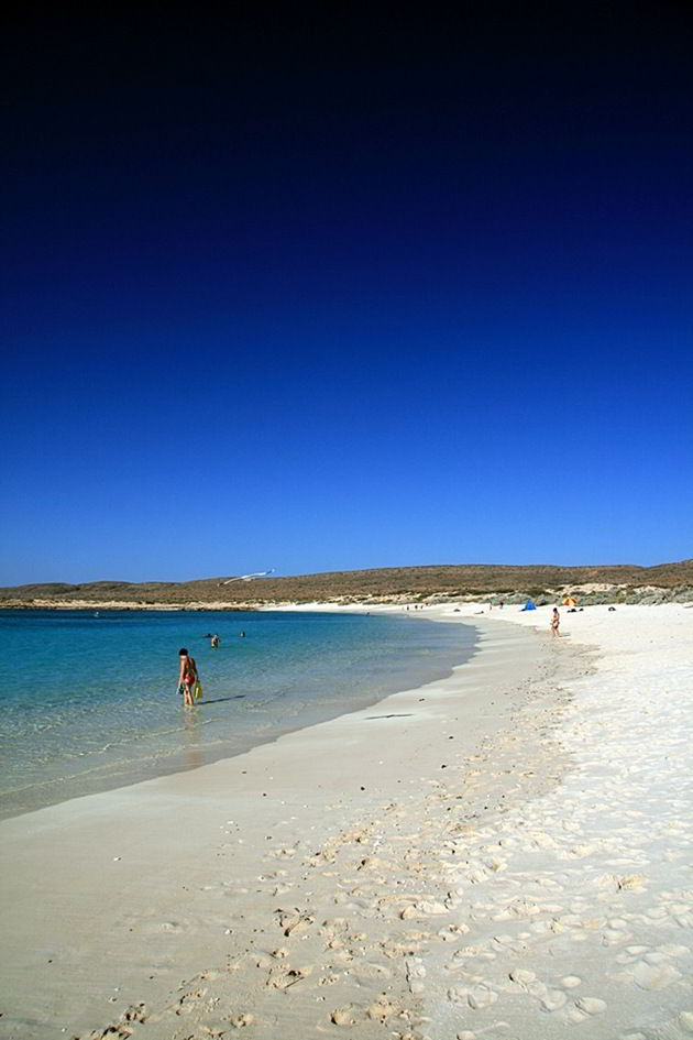 [BeachofTurquoiseBayNingalooReefWeste%255B2%255D%255B2%255D.jpg]